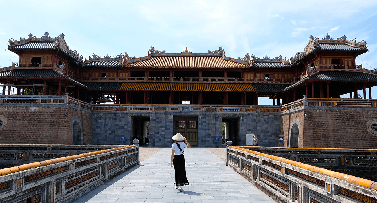 Photo de la porte du midi de la cité impériale de Hue