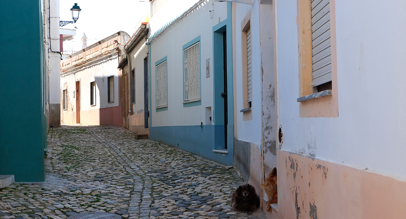 Rues de Ferragudo