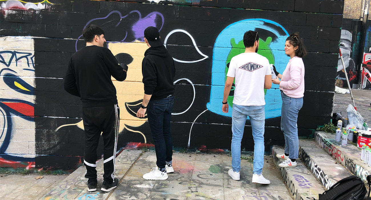Atelier street art Barcelone pour un anniversaire 